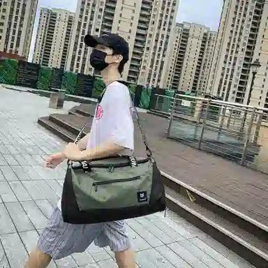 行途 旅行包干湿分离运动瑜伽包独立鞋仓大容量短途旅行训练包 牛津布 健身包 中号 男女同款情侣款 黑色/灰色/砖红色/绿色/蓝色/粉色