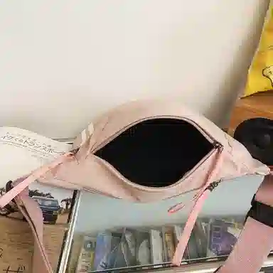 行途 潮流女包时尚质感学生斜挎包休闲手机包百搭 尼龙 胸包 男女同款情侣款 多色