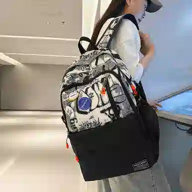 行途 个性涂鸦中学生书包日系潮牌大学生旅行背包 尼龙 双肩包 男女同款情侣款 黑色/白色/蓝色