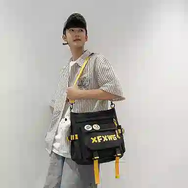 行途 时尚百搭字母设计潮流 牛津布 斜挎单肩包 男女同款情侣款 多色