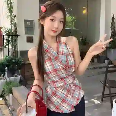 识恩 时尚合身系带背心 女款