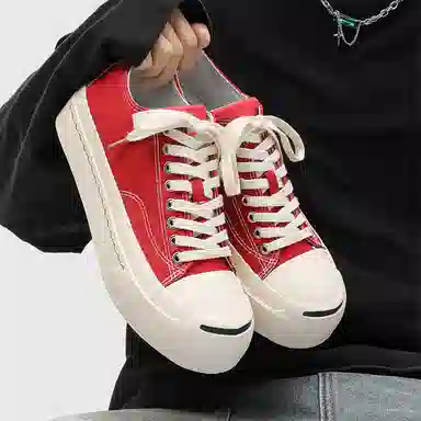 MIIOW Classic Retro Low Sneakers