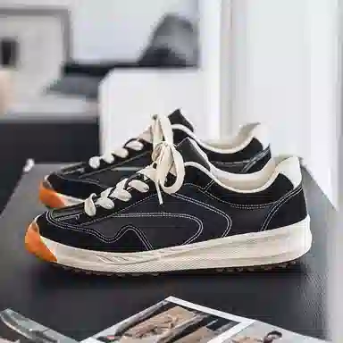 MIIOW Low Top Sneakers