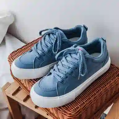 MIIOW Classic Low Top Sneakers
