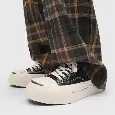 MIIOW Classic Retro Low Sneakers