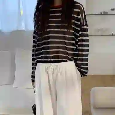 TLXT T