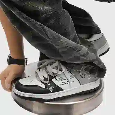 Sanrio x Hello Kitty Dunk