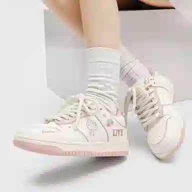 Nike Air Force 1 Sanrio x Hello Kitty Pink