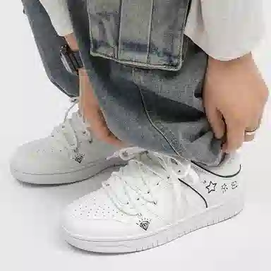 Sanrio x Hello Kitty Dunk