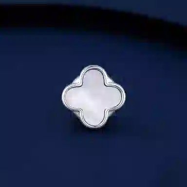 法思梵 幸运四叶草系列 小众轻奢高级时尚简约百搭气质精致优雅设计感温柔 合金 胸针 女款