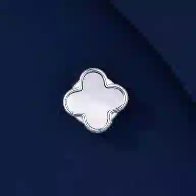 法思梵 幸运四叶草系列 小众轻奢高级时尚简约百搭气质精致优雅设计感温柔 合金 胸针 女款
