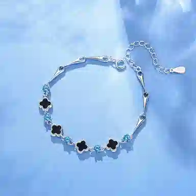 法思梵 幸运四叶草系列 轻奢小众精致气质优雅温柔贵气首饰 闪耀璀璨浪漫梦幻甜美清冷感简约百搭高级设计感天然 玛瑙 手链 女款