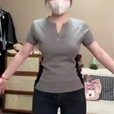 YICHEN V T