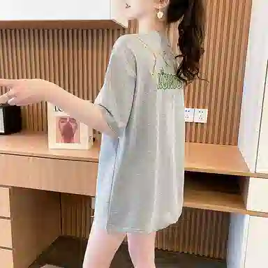 YICHEN t