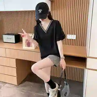 YICHEN v T