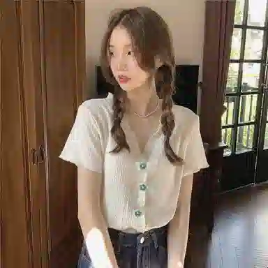 YICHEN V T