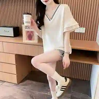 YICHEN v T