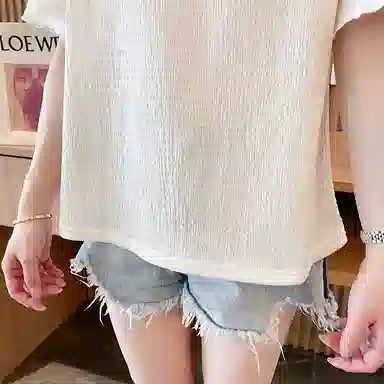YICHEN v T