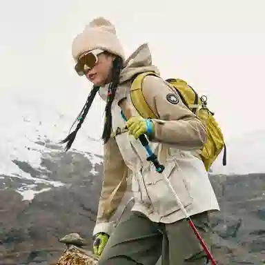 探路者  户外登山两件套  防水耐磨保暖二合一套绒冲锋衣 女款