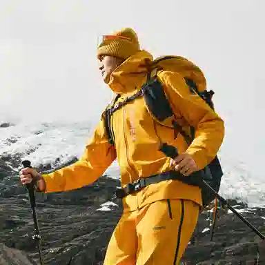 探路者  专业户外登山  防水防风冲锋衣 男款