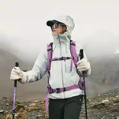 探路者  专业户外登山  防水防风耐磨冲锋衣 女款