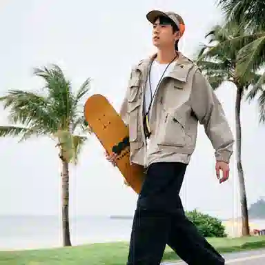 探路者 探路者春夏户外徒步防泼水轻量透气连帽可拆休闲舒适马甲 男款