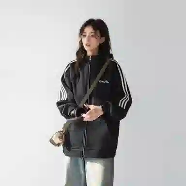 NINETEEN AUTUMN logoins