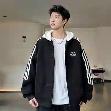 NINETEEN AUTUMN logo