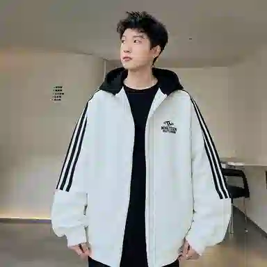 NINETEEN AUTUMN logo