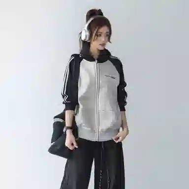 NINETEEN AUTUMN logoins