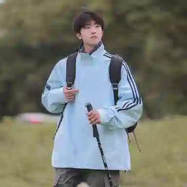 NINETEEN AUTUMN logo