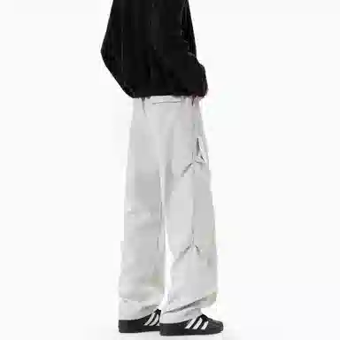 NINETEEN AUTUMN logo