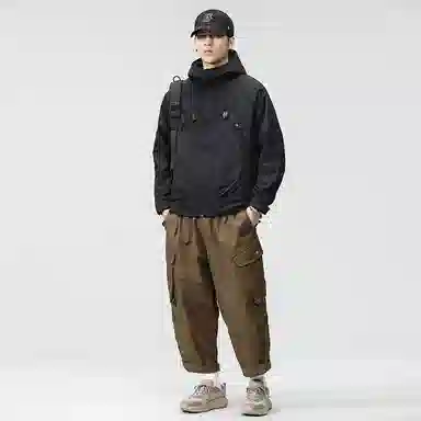 男生美式潮牌三防宽松舒适登山运动连帽时尚百搭软壳  防水防风保暖冲锋衣 男女同款