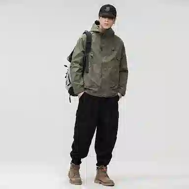 男生美式潮牌三防宽松舒适登山运动连帽时尚百搭软壳  防水防风保暖冲锋衣 男女同款