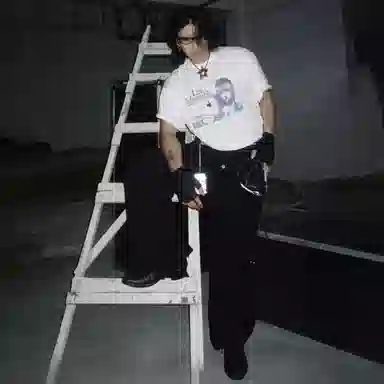 WKOOG LesMisrables vintageT