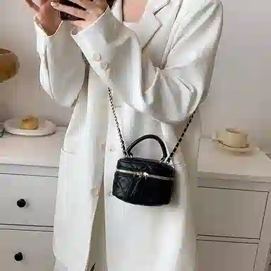 ALI THE FOX ins