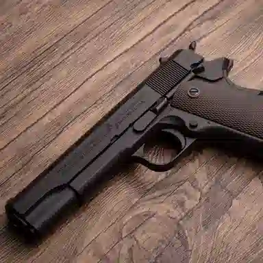 Colt M1811