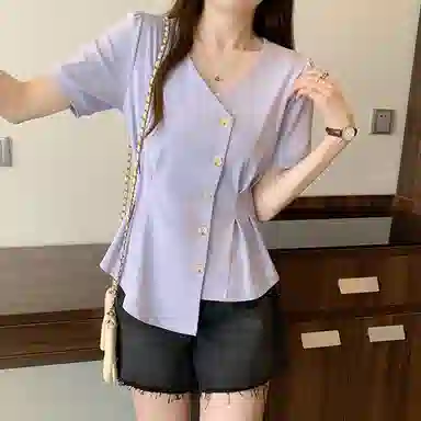 Beauty at 19 2025mm T