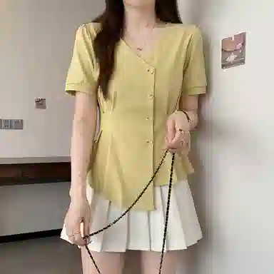 Beauty at 19 2025mm T