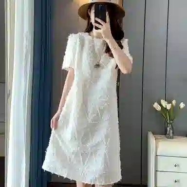 黛尔佳人 纯色适中高腰宽松圆领短袖连衣裙 女款