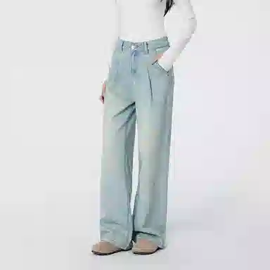 Lee Cooper