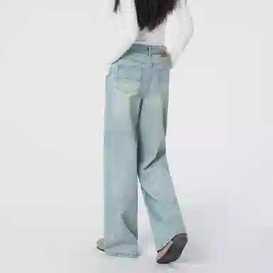Lee Cooper