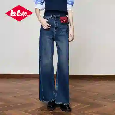 Lee Cooper