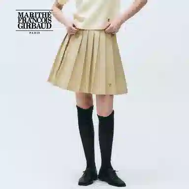 MARITHE FRANCOIS GIRBAUD LOGO