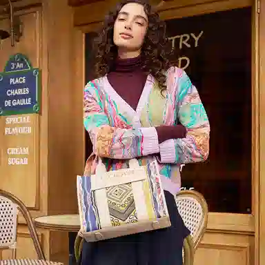 COOGI Sweater Pattern PU Tote