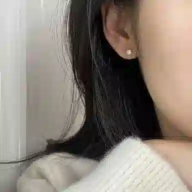 S925