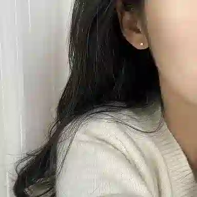 S925