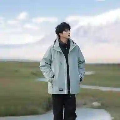 SOIEPLUS 90 Down Outdoor Jacket