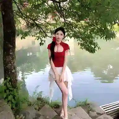 Fashion Brand Slim Tie Short Sleeve T-Shirt Red