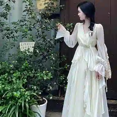桴生 法式甜美温柔风荷叶边收腰气质时尚休闲简约舒适百搭长袖连衣裙 女款